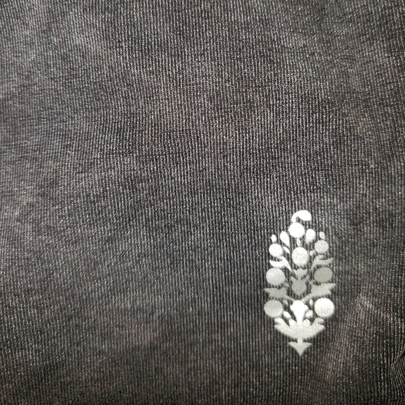 NWOT FP Movememt Black Cropped Tank Top M/L - Picture 2 of 3